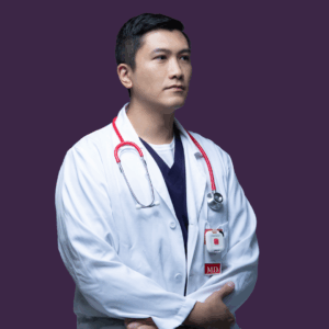 doctor wearing kontakt io smart devices